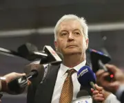 CEO de Air Canada renuncia tras polémica por video en inglés sobre accidente mortal