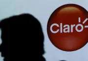 Claro busca comprar activos de Azteca Comunicaciones en Colombia para fortalecer su dominio