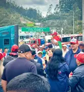 Crisis fronteriza: transportadores bloquean puente Rumichaca por aranceles con Ecuador