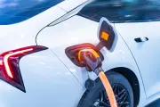 Cuidados esenciales para la batería de tu carro eléctrico en Colombia y prolongar su vida útil