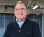 Davibank lanza tarjeta de débito digital para competir en el mercado financiero colombiano