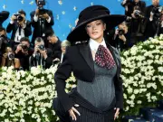 Disparos contra la mansión de Rihanna en Los Ángeles: mujer detenida tras ataque armado