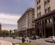 Economía argentina crece menos de lo esperado en cuarto trimestre de 2025