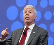 EE.UU. evalúa venta de petróleo de reservas estratégicas ante alza global de precios