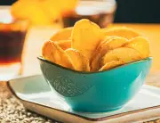 El secreto del limón: Receta de papas crocantes en air fryer con historia colombiana