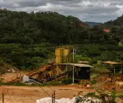 Equipo de Trump y Venezuela negocian acuerdo para exportar oro a EE.UU.