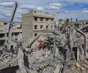 Estados Unidos e Israel bombardean instalaciones nucleares iraníes mientras Teherán ataca el Golfo