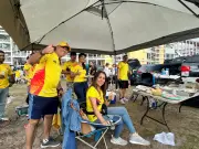 Hinchas colombianos crean ambiente de fiesta en Orlando previo al partido contra Croacia