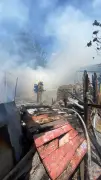 Incendio arrasa con cuatro viviendas en Cartagena: familias lo pierden todo