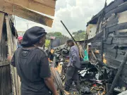 Incendio arrasa viviendas en asentamiento Nueva Esperanza de Cali