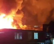 Incendio en Armenia destruye 20 viviendas y deja 20 familias afectadas