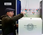 Italia vota en referéndum histórico sobre reforma judicial propuesta por Meloni