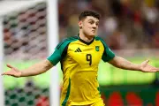 Jamaica avanza al repechaje mundialista tras vencer a Nueva Caledonia con gol de Cadamarteri