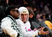 Justin Bieber y Usher se enfrentan en fiesta de Beyoncé tras tensión por Super Bowl