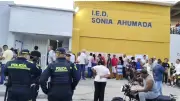Largas filas en puestos de votación de Barranquilla antes de apertura de urnas