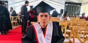 Luis Fernando se gradúa en Trabajo Social desde silla de ruedas en el Magdalena