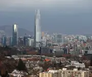 Manufacturas chilenas registran nueva caída en febrero tras desplome de productos alimenticios