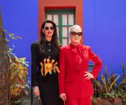 Meryl Streep y Anne Hathaway promocionan 'El Diablo Viste a la Moda 2' en México con moda y arte