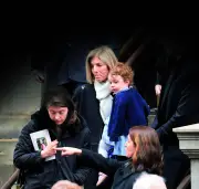 Nueva tragedia golpea a los Kennedy: Tatiana Schlossberg fallece a los 35 años por leucemia