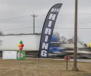 Ofertas de empleo en EE.UU. caen en febrero y contratación se desacelera notablemente