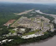 Perú espera normalización de precios de combustibles tras crisis de suministro