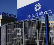 Pernod Ricard y Brown-Forman exploran fusión en medio de crisis de ventas de licores