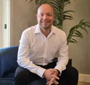 ¿Por qué los líderes menos capaces suelen llegar al poder en la política actual?