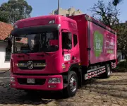 Postobón estrena primer camión de reparto con gas natural en Colombia