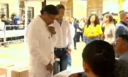 Presidente Gustavo Petro ejerce su voto en elecciones legislativas de Colombia