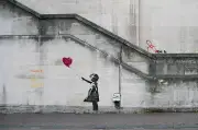 Reuters afirma haber descubierto la verdadera identidad del enigmático artista callejero Banksy