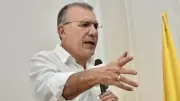 Roy Barreras admite 'error estratégico' de Petro tras ganar consulta presidencial