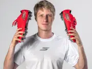 Skechers lanza Standout Pack: Nuevos guayos que combinan tecnología y estilo en el fútbol