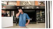Tesla en Bogotá: Dirección oficial no coincide y compradores denuncian retrasos en entregas