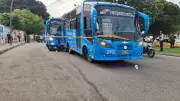 Tragedia vial en Santander: motociclista fallece tras quedar atrapada entre dos buses