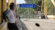 Tras 20 días de bloqueo, reabren puente Rumichaca entre Colombia y Ecuador