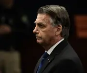 Tribunal brasileño ordena arresto domiciliario para Bolsonaro por motivos de salud
