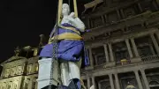 Trump reinstala estatua de Colón en la Casa Blanca tras polémica histórica