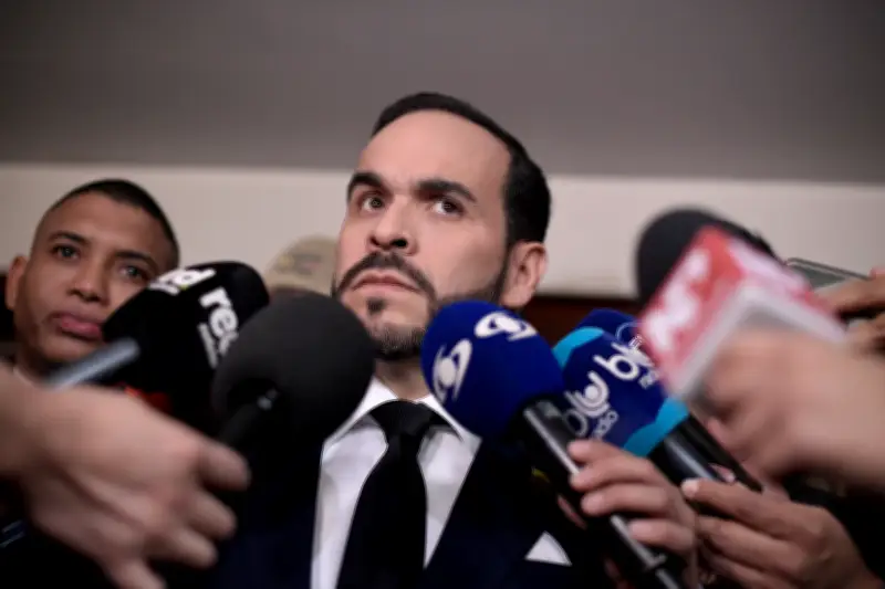 Abelardo de la Espriella rechaza apoyo de partidos tradicionales en su carrera presidencial