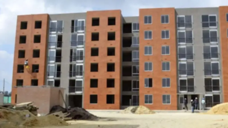 ACIET alerta sobre tensiones entre Gobierno y sectores de construcción y vivienda