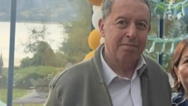 Adulto mayor con demencia desaparece tras extraviarse en centro comercial de Bogotá