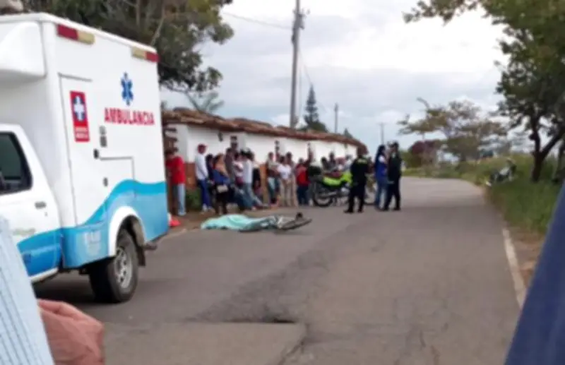 Adulto mayor fallece atropellado en bicicleta en Santander: investigan accidente