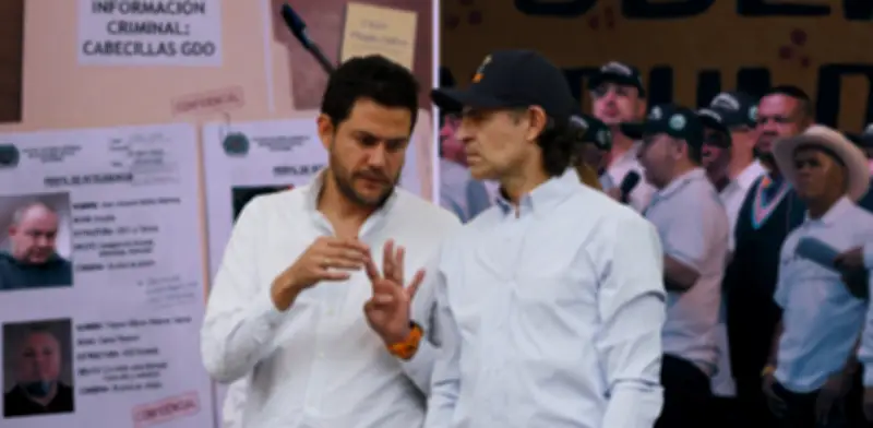 Alcalde de Medellín contacta a EE.UU. tras suspensión de órdenes de captura a 23 cabecillas criminales