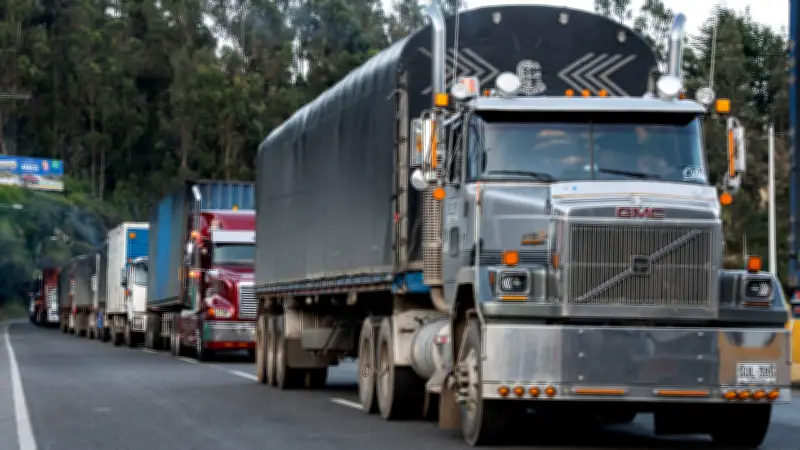 Alerta de desabastecimiento en el sur de Colombia por ataques en la vía Panamericana