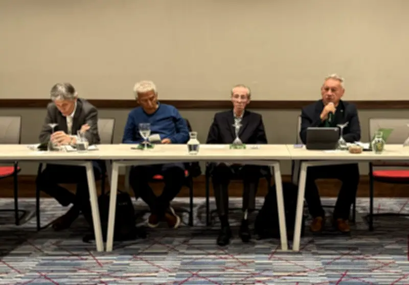 Alianza Verde abre diálogo con campaña de Iván Cepeda, pero exige acuerdo programático