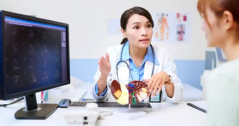 Alimentación y hígado graso: cómo las proteínas influyen en esta enfermedad metabólica silenciosa