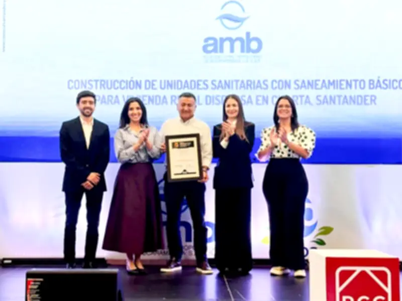AMB de Bucaramanga gana premio por proyecto de saneamiento rural en Santander