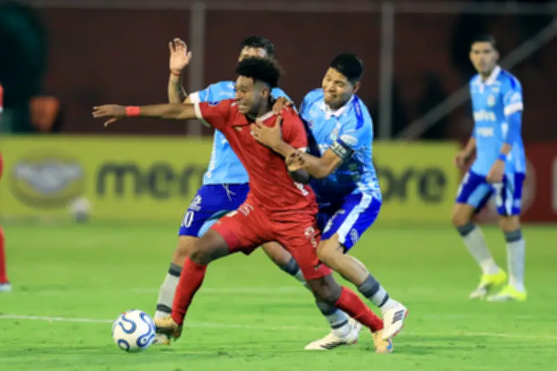 América de Cali rescata empate en la altura ante Macará en la Copa Sudamericana