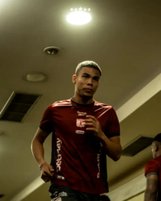 América de Cali sufre bajas clave: Castillo y Machis lesionados por semanas