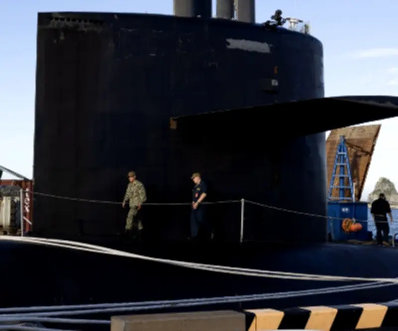 Armada de EE.UU. equipará buques con misiles Patriot para defensa contra drones y misiles