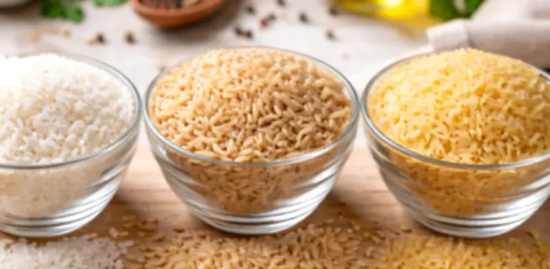 Arroz blanco, integral y parbolizado: diferencias clave en procesamiento, cocción y usos culinarios